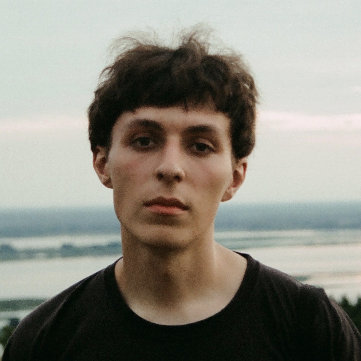 Kyrylo Zemlyanyi : «  Je peux seulement être moi-même devant la caméra »