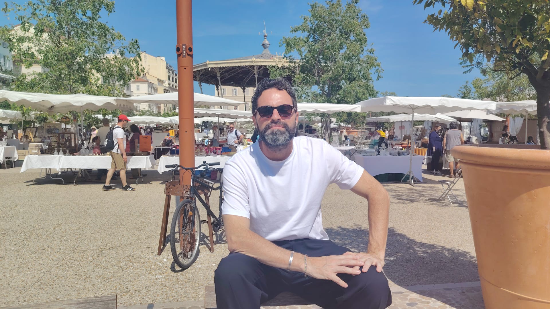Hadrien Bels : « Un auteur qui ne regarde plus le réel finit par ne plus voir grand-chose. »